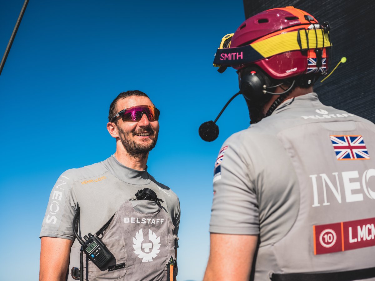 STEM__Crew's tweet photo. Congratulations to @GilesScott on his second gold medal in the Finn class! ๐ฅ
An inspiration to the next generation both on the water and off the water. Thank you for supporting young people through #STEMCrew
#teamGB https://t.co/MhvYLJPeil