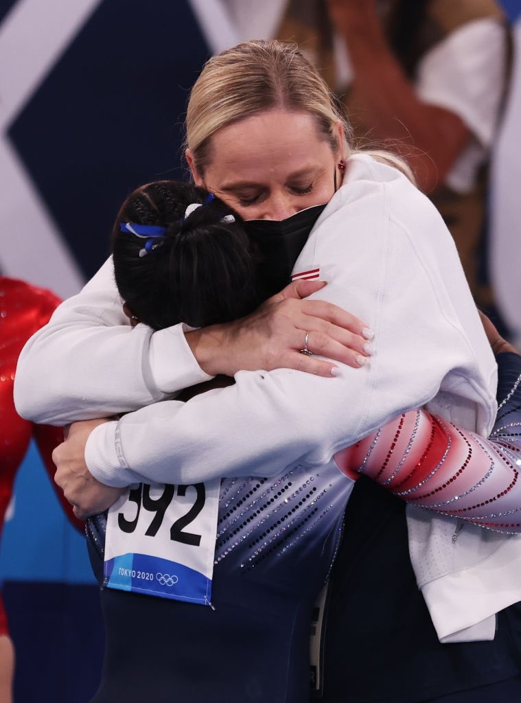 jordynsleftbrow's tweet photo. This moment ❤️ @CLcecile @Simone_Biles https://t.co/hML0VHxcsS