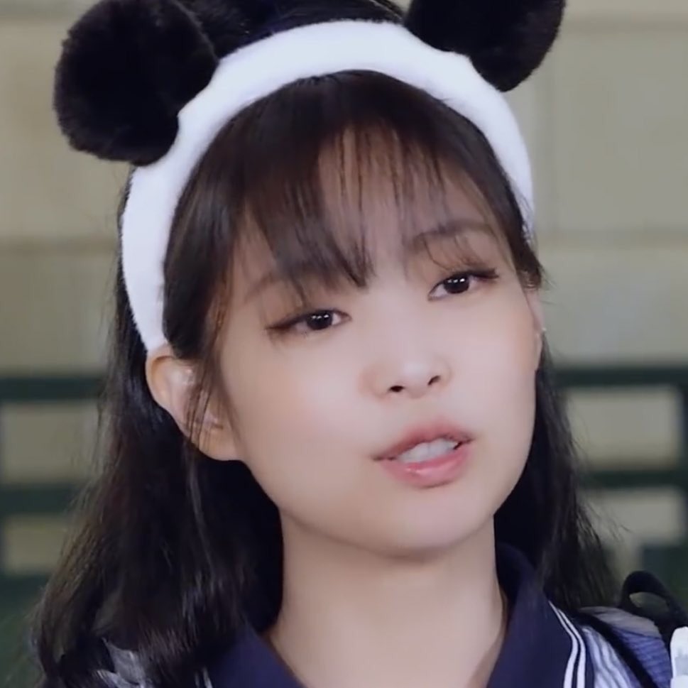 madebyanas's tweet image. tolonk ak lusyu bgt TOLONKKKK #pinksun