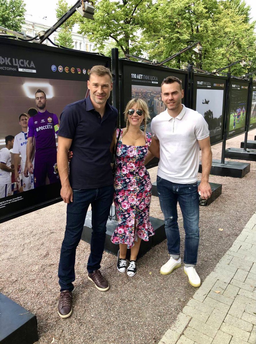 Фотовыставка к нашему юбилею ❤️💙 приходите! 📸 Тверская,2, напротив ТАССА