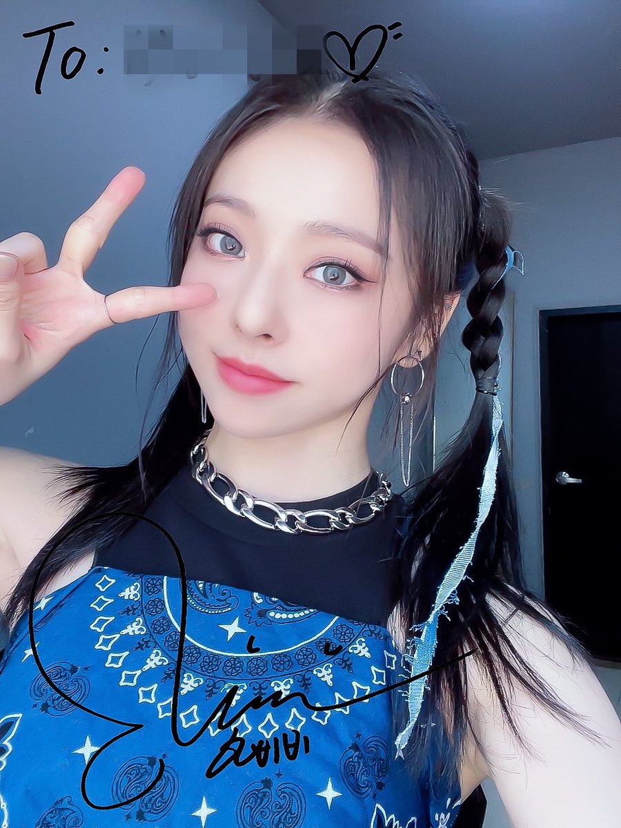 viseulhour's tweet photo. #비비 #VIVI
@loonatheworld https://t.co/rN9AsA7haL