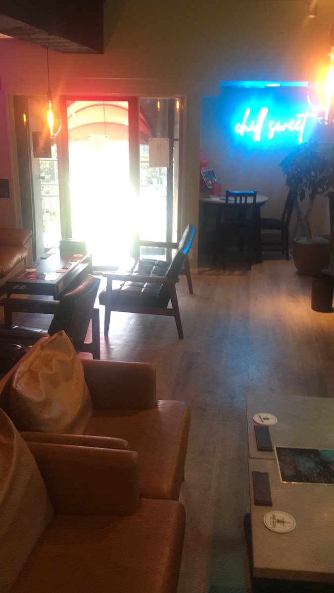 足ツボシーシャcafeチルスイート Cafe Twitter 足ツボシーシャcafeチルスイート Cafe Twitter