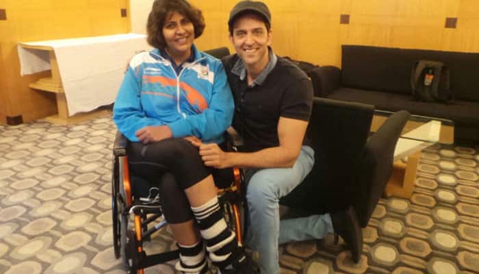 TheNameIs_DX's tweet photo. - No Biopic
- No Movie Promotion
- No Publicity Agenda
- No Social media PR stunt

He show the support whenever they need....!!

@iHrithik man with golden heart ❤️💛
#HrithikRoshan https://t.co/nsB6Z4onxU