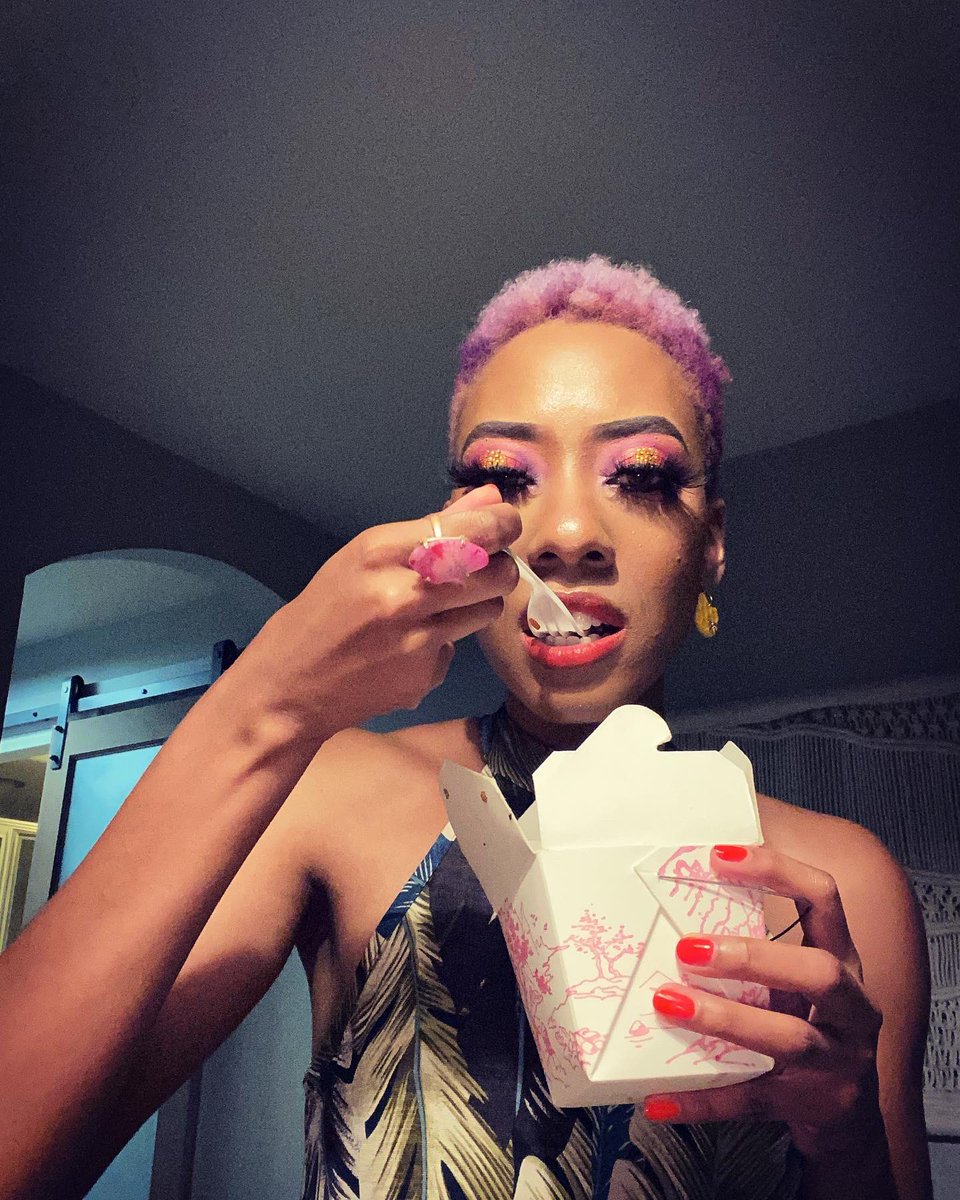 Late Birthday Post 🥳

Was looking good, eating better 🤤Whenever I go home (STL!) I HAVE to get duck fried rice 🤗 Nowhere makes fried rice like in St. Louis and it’s one of my favorite meals ever 

Do you have a go to back home food?