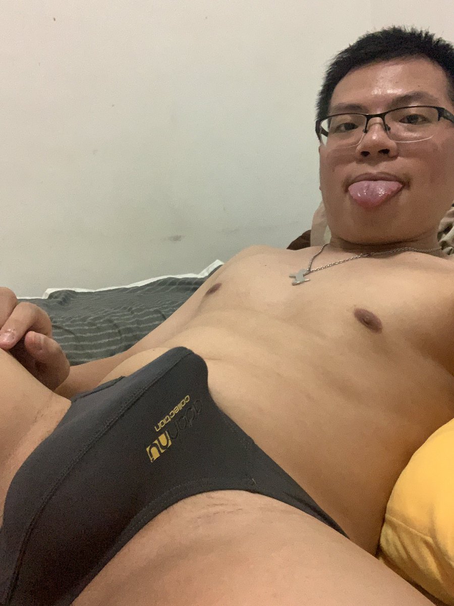 Smallderry's tweet photo. 新內褲～～

～～～

#還有一件拭目以待
#歡迎抖內內褲🤣🤣
#想剪頭髮了 https://t.co/TyH3RkhUEr