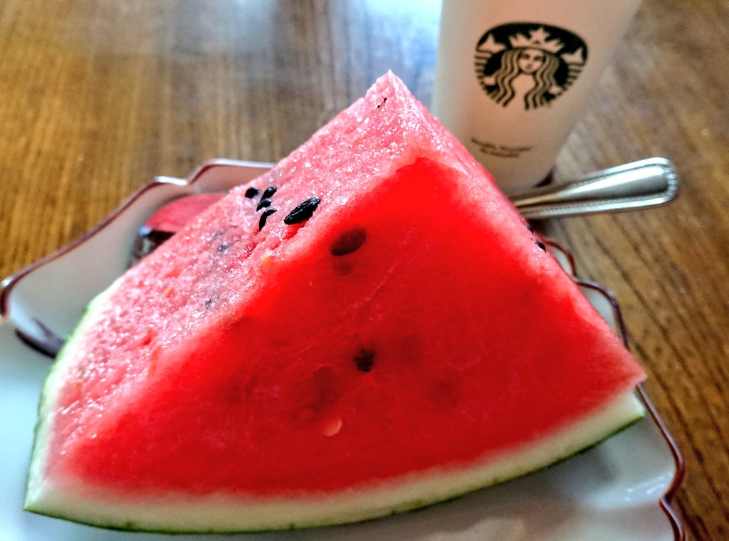 Azureco Life Blog Youtube 実家でスイカを食べたら昔話に花が咲いた 家族で不意に懐かしい話 嬉しい夏 尾花沢スイカ T Co 67jesx8hm8 Twitter