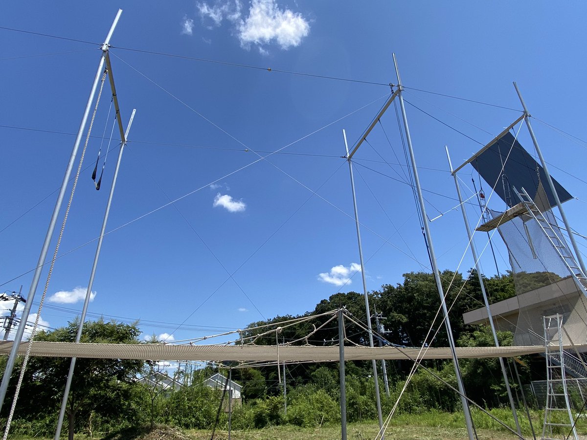 trapeze_heroes's tweet photo. 空中ブランコ
Flying trapeze
https://t.co/Tjo89JVy5X
#空中ブランコ #flyingtrapeze #circuslife #outdoors #beautifulrig #trapeze #屋外 #千葉 #柏 #飛ぶ #トラピーズヒーローズ #trapezeheroes #空中ブランコ教室 https://t.co/dSV8L3nLRq