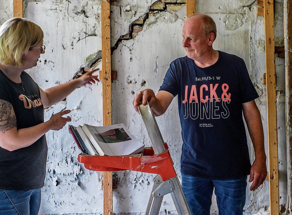 ‘Lichamelijk gesloopt door pure stress’
‘Ik ben bang om ons huis kwijt te raken. Met mijn stiefvader erbij’

e-pages.dk/dvhn/12509/art…