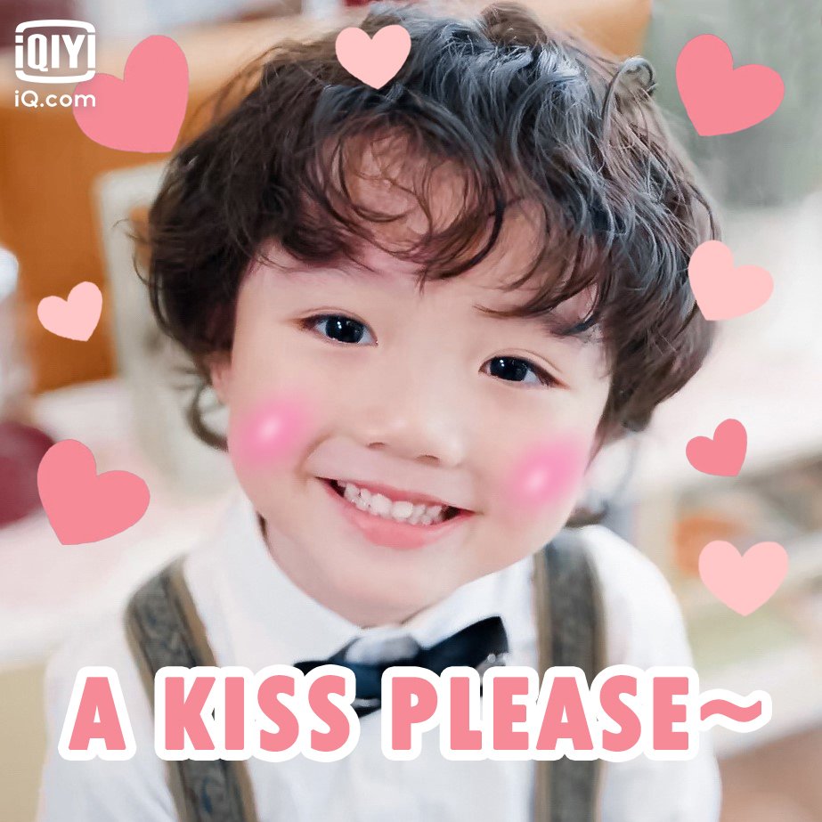 iQIYI's tweet photo. SALUTE! A Xiao Bao a day keeps the midweek blues away! 😉

Catch #UnforgettableLove with #WeiZheMing, #HuYiXuan &amp; #LennonSun on #iQiyi &amp; https://t.co/HDqMsiLlpV, final episodes this Sat &amp; Sun at 8pm (SGT)! (Territories: SEA/TW/HK/MO/US/CA)

👉🏻App: https://t.co/GDkUeLDglI

#cdrama https://t.co/IvKqaczYST