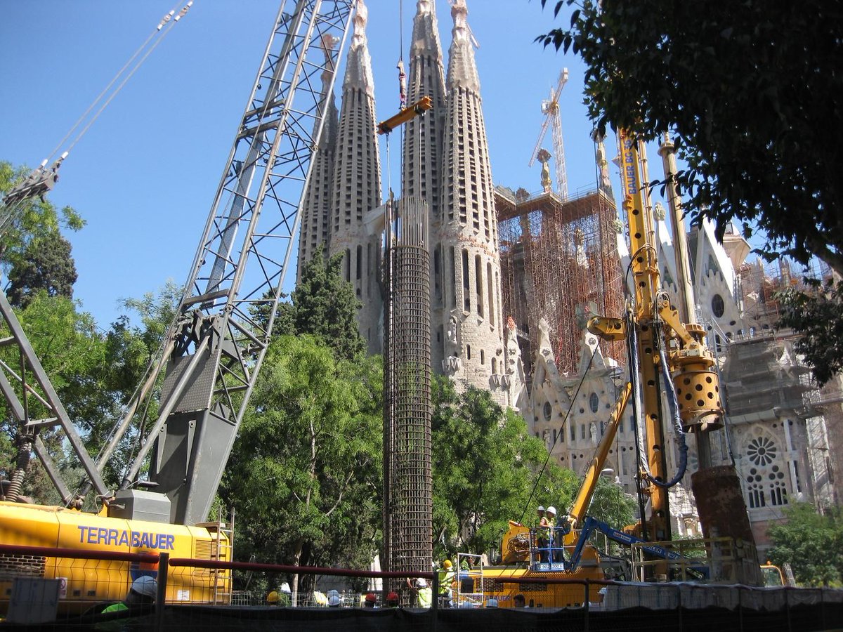 IntecsaInarsa's tweet photo. #Ingenieria y turismo. Una vista diferente en torno a la Sagrada Familia en #Barcelona, un proyecto emblemático de #infraestructura de #IntecsaInarsa https://t.co/Dv6UrPucLX