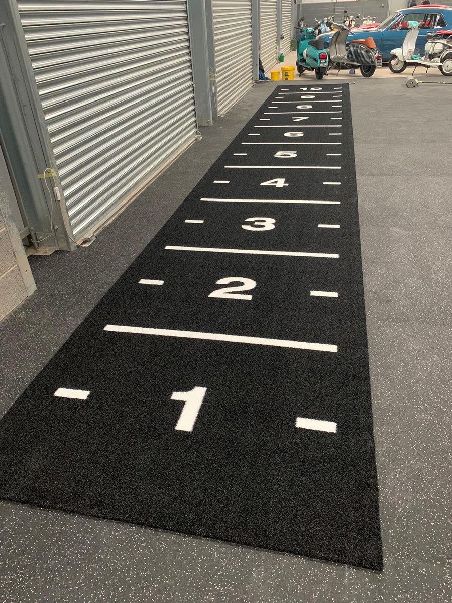 RecCoatingsltd's tweet photo. Doncaster gym floor install diomond grind DPM and floor screed 
8mm rubber and 20mm tile and a custom track @trackz_eu @stockz_eu 

#linemarking #courtmarking #sportsflooring 
#gymflooring #gymtile #floorprep #speinttrack #sledgetrack #fitnessflooring 
#crossfitflooring https://t.co/LxeQzJsX4e