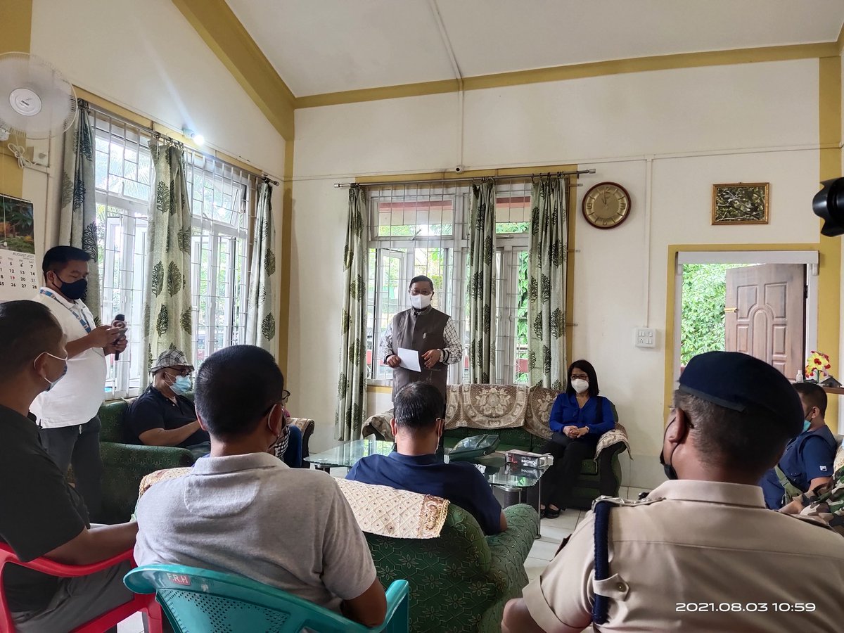 ThangteaDr's tweet photo. Vawiin khan Assam ramri dep a hriselna kawnga hmalak mekna te, damdawiin leh hmanraw dinhmunte enfiahin Kolasib,Vairengte leh Kanhmun kan tlawh a.Tin, Assam atanga Tripura kaltlanga kan bungraw lakluhna Damcherra leh a chhehvel kan tlawh nghal bawk.
@ZoramthangaCM @dipr_mizoram https://t.co/ejdm70gJok