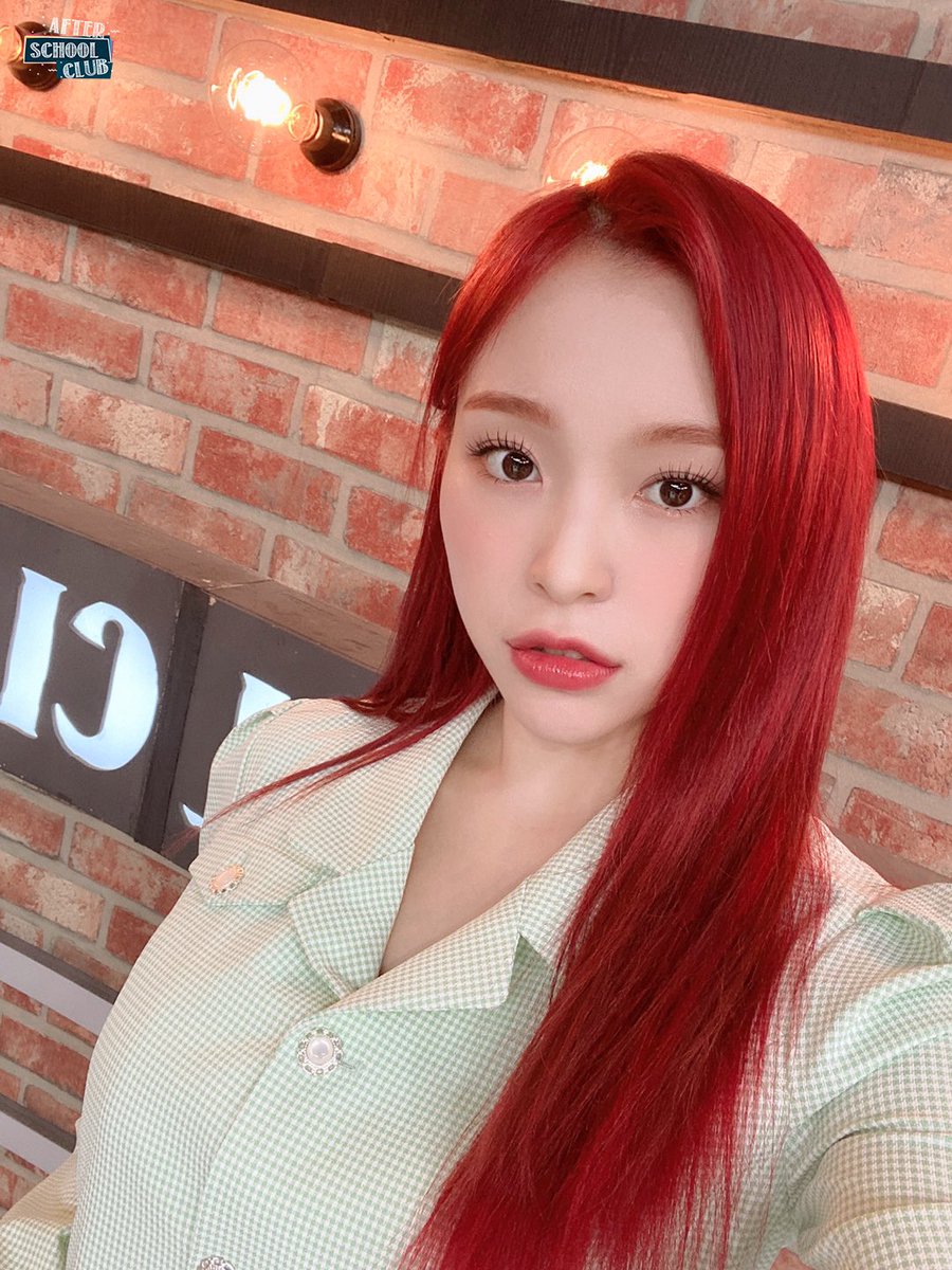 arirang_ASC's tweet photo. [Dreamcatcher]

TO. 드림캐쳐
팬들 중 한 명이 당신의 배우자가 될 수 있다고 생각해 보셨습니까? 진짜 될 수도 있으니 각오하십시오 💍😎
(물론 수많은 썸냐분들 뒤에 줄 서야 해서 에엣씨 차례가 언제 올지 모르겠지만...😭)

#DREAMCATCHER_ASC #DREAMCATCHER https://t.co/NIBLxLrXqf