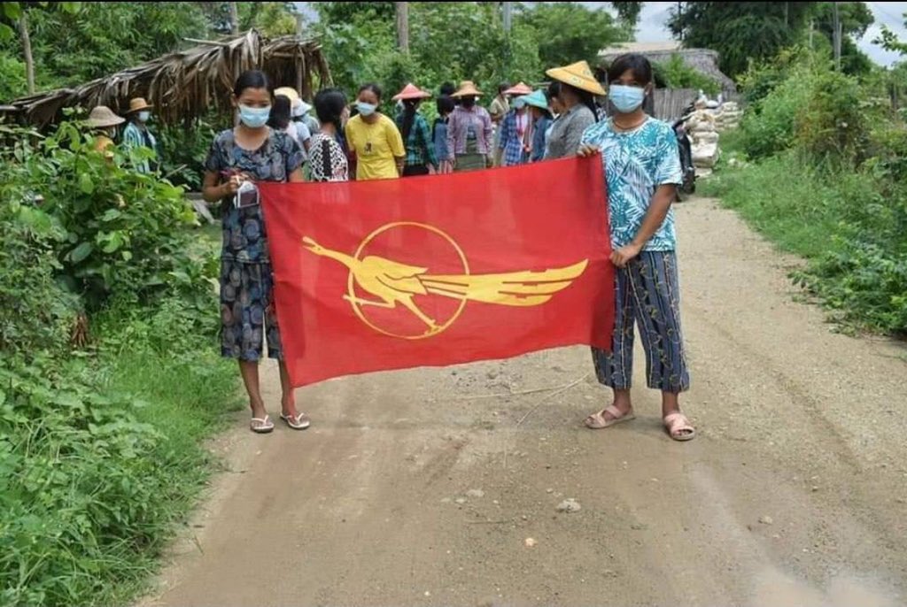 AungHeinMin17's tweet photo. On the 146th day of the Revolution, locals protested against the INHUMAN Dictators in the eastern part of #YinMarPin and northern #Salingyi. #OurGovernmentNUG #Aug3Coup  #WhatsHappeningInMyanmar https://t.co/2kulqd6UgZ