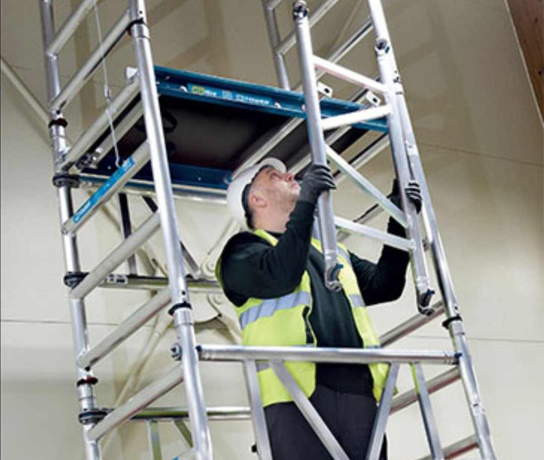 HSS Hire Traffic tweet media