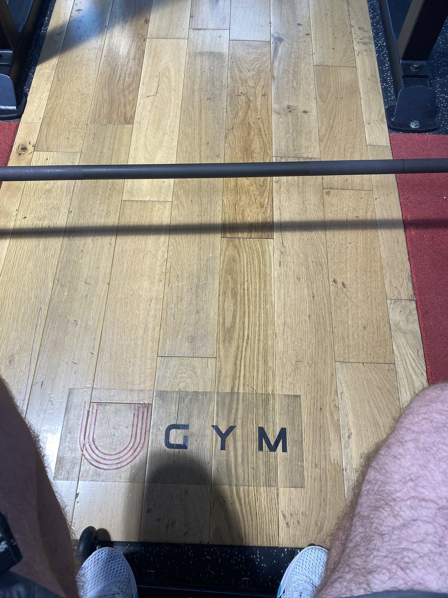 BorrowmanScott's tweet photo. I rarely do things by half. Either all in or nothing at all, great when you are in bad when you are off. #project210 #hairylegs #hobbit https://t.co/l4nS2bCgYR