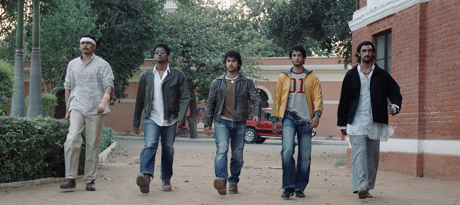 Reasons Why Rang De Basanti Still Have A Special Place In Our Hearts and Always Will