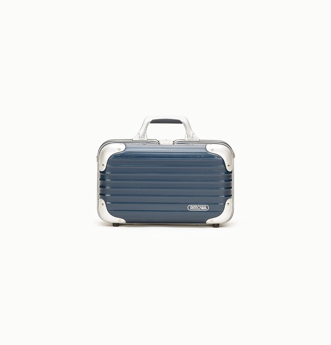 Arguably RIMOWA's first-ever handbag, the Piccolo was launched in