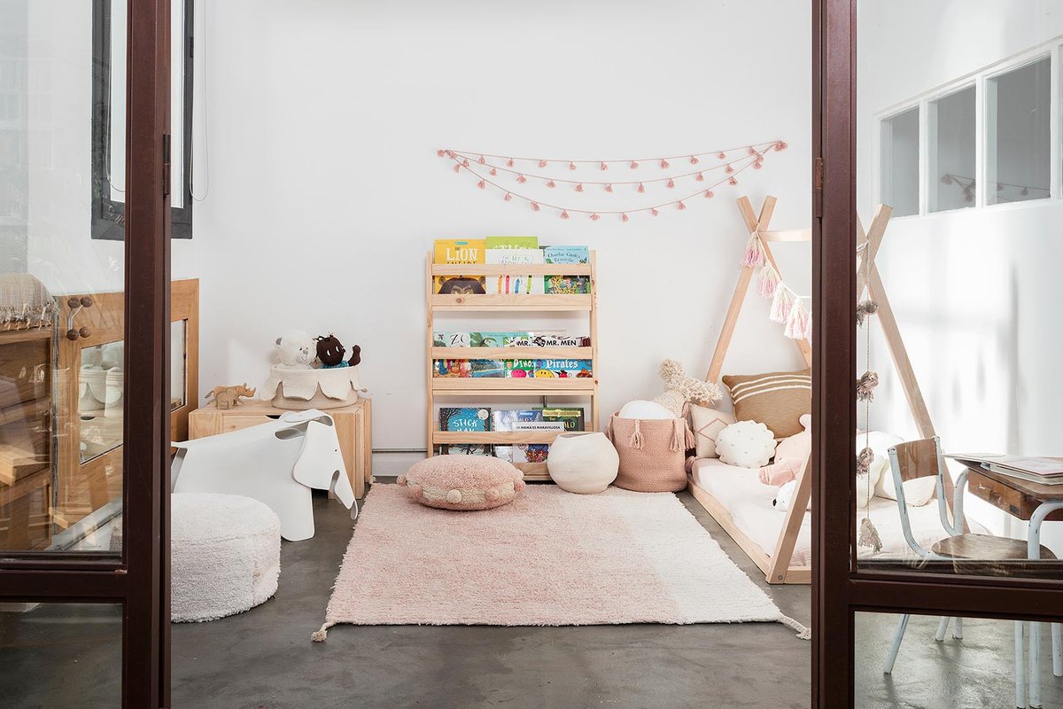 deladeco_fr's tweet photo. Nouvelle collection de tapis réversibles chez https://t.co/iXNWWKXVqK 🤩
1 tapis, 2 styles ! Retournez votre tapis en fonction de vos envies déco !
➡ https://t.co/DudEnFFCaV https://t.co/A762jJEfZh