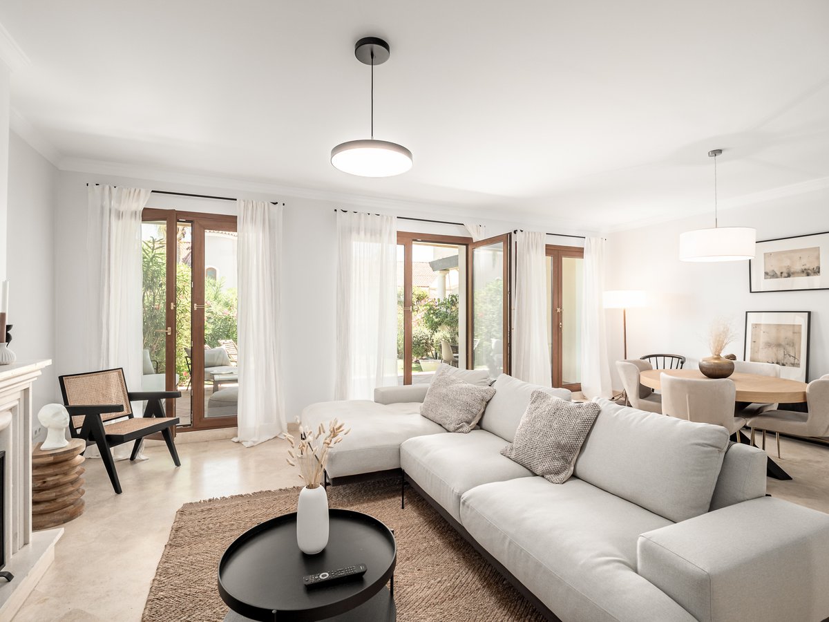 Atrium Capital Partners (@atriumcp) on Twitter photo FANTASTIC READY TO MOVE IN TOWNHOUSE IN THE EXCLUSIVE EL PARAISO ALTO-WEST MARBELLA
For sale with Atrium Capital Partners
A must-see opportunity for any family who wishes to live in a calm and peaceful area overlooking the New Golden Mile.
Priced at 530.000€
info@atriumcp.es FANTASTIC READY TO MOVE IN TOWNHOUSE IN THE EXCLUSIVE EL PARAISO ALTO-WEST MARBELLA
For sale with Atrium Capital Partners
A must-see opportunity for any family who wishes to live in a calm and peaceful area overlooking the New Golden Mile.
Priced at 530.000€
info@atriumcp.es