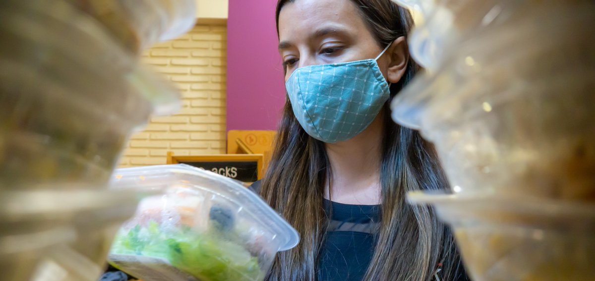 FSScot's tweet photo. From 1 October 2021, the requirements for labelling food sold prepacked for direct sale (PPDS) is changing. The new labelling will help inform and protect consumers by providing ingredient and allergen information on the packaging #FoodLaw
Read more here https://t.co/sj40FcvDub https://t.co/7rJkvIujyy