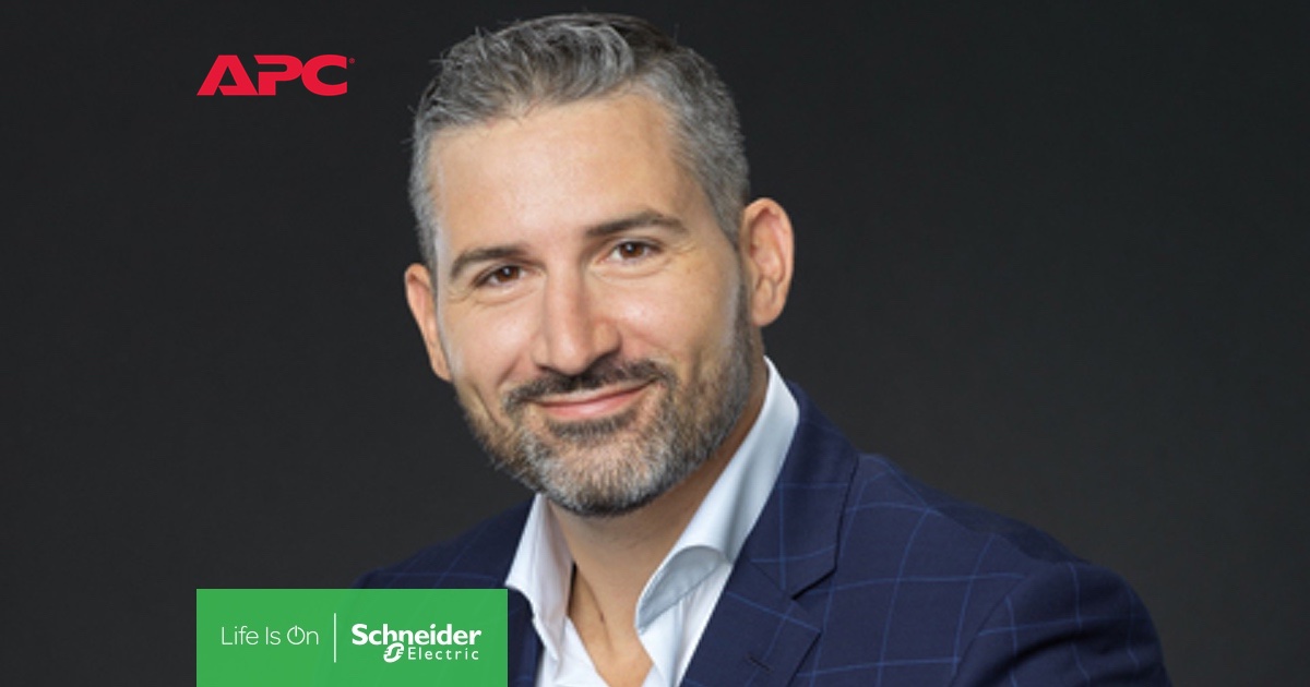APCbySchneider's tweet photo. Vincent Barro ist neuer Vice President Secure Power im DACH-Bereich. Er folgt damit auf Michel Arres, der jetzt das Amt des VP IT Channel &amp; Alliances International bei Schneider Electric bekleidet. ℹ️ ➡️ https://t.co/Jm3FBpNxsw #Datacenter #SecurePower https://t.co/yjxyqpGl4G