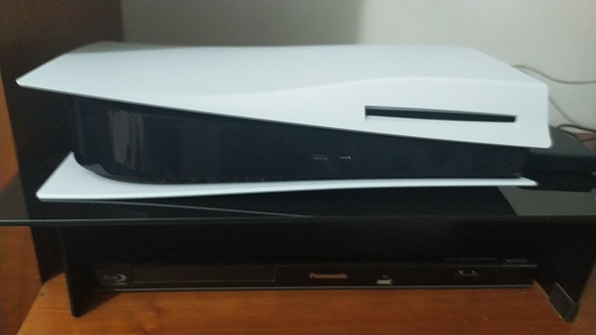 thehero_ tweet media