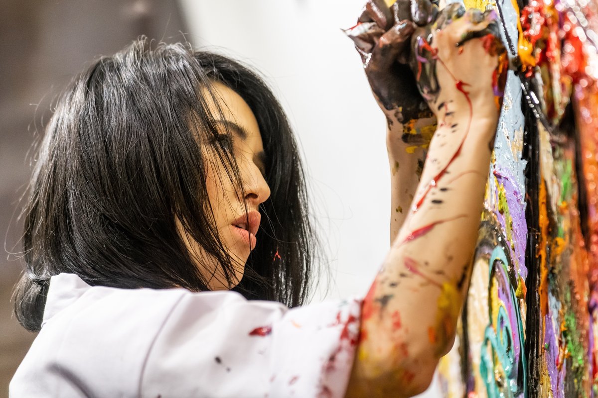 Miwa Komatsu will perform a live-painting (VTR) representing the conference theme, "Earthshot" at the conference! Please give attention to the discussion after the performance.

Click below to purchase tickets↓
ncc2021.peatix.com

ncc.garage.co.jp   #ncc2021tk #DGNCC