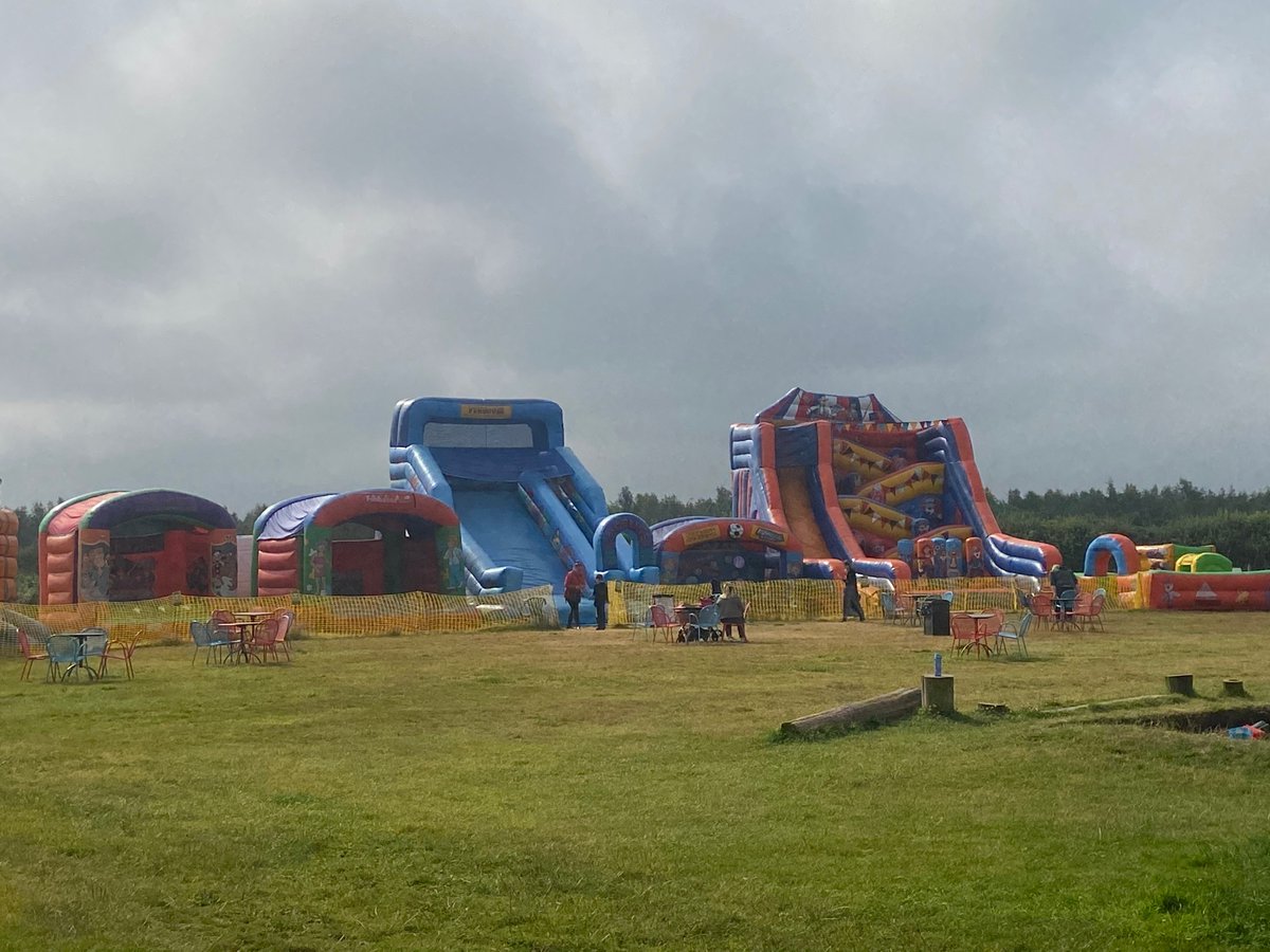 Fun House Bouncy Castles tweet media