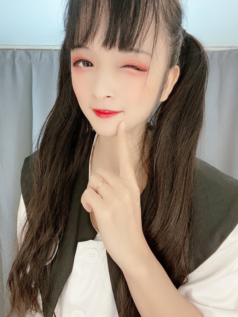 爱你呦 https://t.co/qFKrWsuHQB