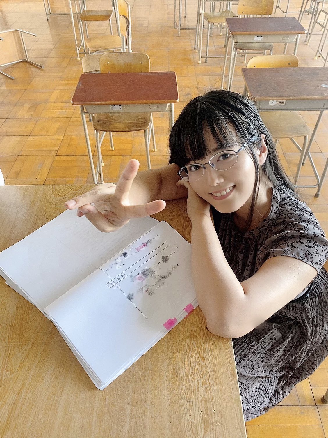 E72w6iVVEAM7Em-?format=jpg&name=large