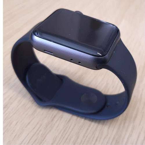 A Series 3 Apple watch's been handed in after being found in #Stockton If it's yours, please get in touch via the 101 number quoting ref SG21044885 and property code P21025151, so you can get it back.