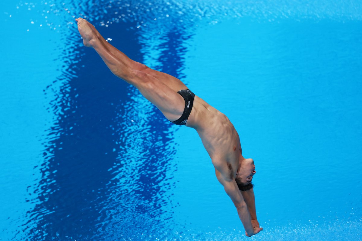 🇳🇿 » Anton Down-Jenkins places 8th in the finals of the 3-meter springboard!

#GoHeels x #Tokyo2020
📸 <a href="/GettySport/">Getty Images Sport</a>