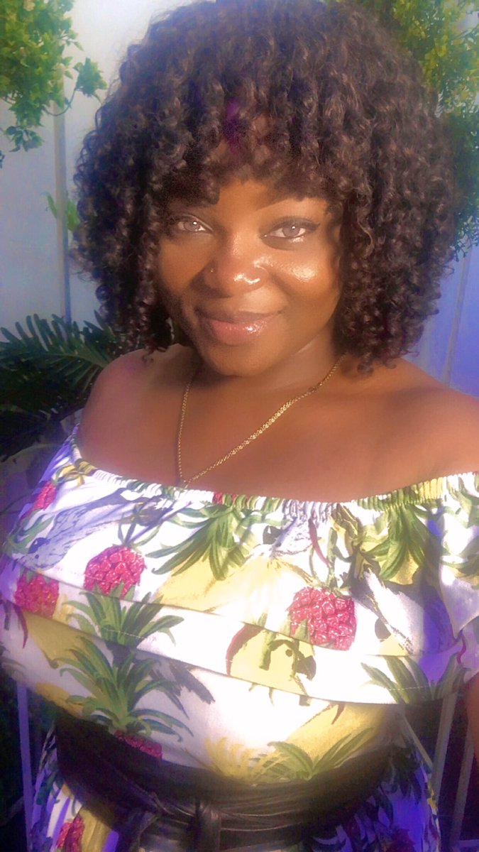 Fearless__wears's tweet photo. I aspire to be a lady with financial freedom , crazy dreams , loyal circle, adventures and the privilege to help others. #favoriteme https://t.co/Oz6ThzpR4Z