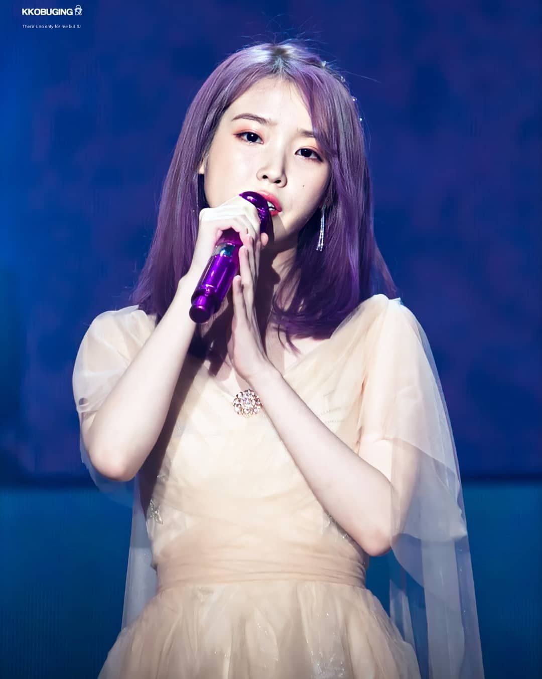 미셸 Twice Tzuyu And Iu With Purplemic I Like How There Mic Have The Same Color T Co Btxtes0bmj Twitter 미셸 Twice Tzuyu And Iu With Purplemic I Like How There Mic Have The Same Color T Co Btxtes0bmj Twitter