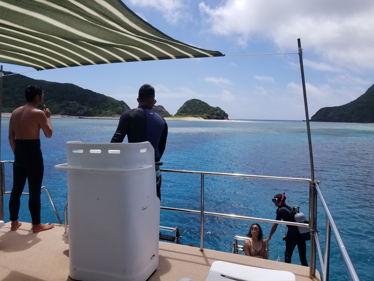 SsrdaK's tweet photo. 沖縄にきておる https://t.co/4b7XNDNfGZ