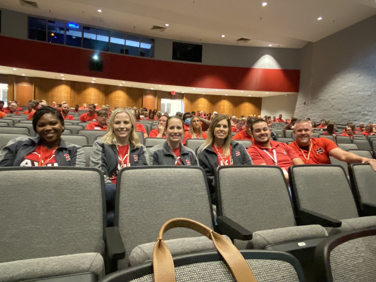 dorriel1960's tweet image. Our Marcus Counselors are ready! #LISDConvocation21