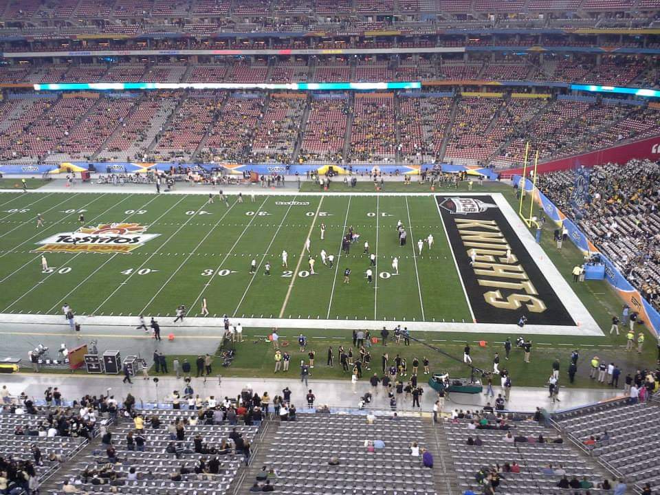 H_BirdmanAAL's tweet photo. @Facts_UCF I was there for the #UCFiesta! Not only did Knight Nation dominate the game, but we were out in force the next day at the Grand Canyon. https://t.co/qd3E39ESuE