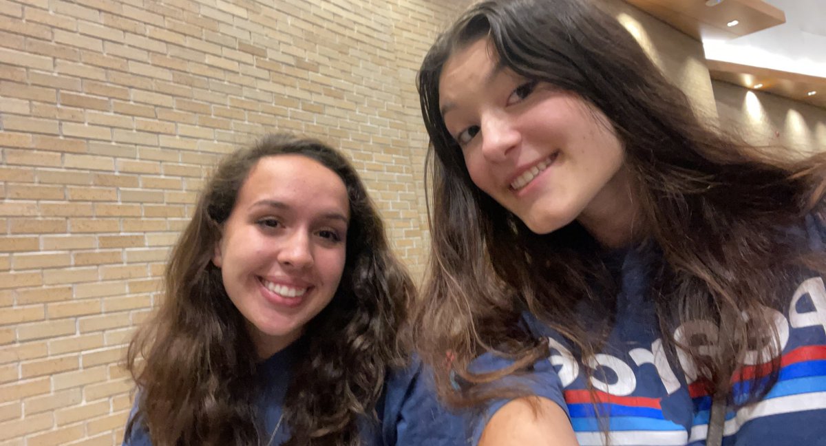 EmilyCiszewski's tweet photo. #RISDPowerofLove A few of your SuperSac Sweethearts:) https://t.co/XaVaQOpGlu