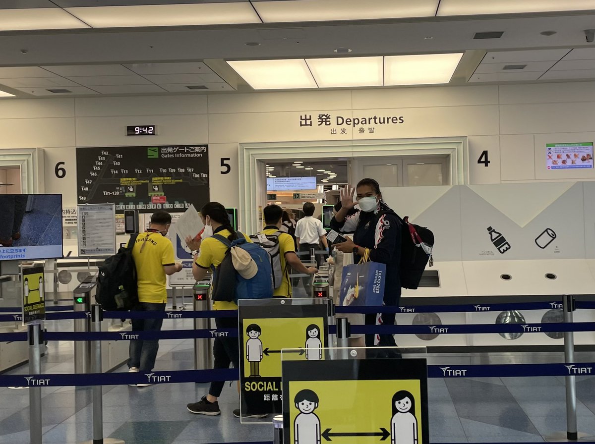 rtetokyo's tweet photo. 🙌🏻射撃(ピストル)競技のイッサラーヌウドム選手、ナパッサワン選手、タンヤポン選手、陸上競技円盤投げのスベンラット選手がオリンピックでの競技を終え、今朝タイに帰国しました。タイの代表として善戦した選手に感謝します。🇹🇭🙏🏻✌🏻
#shooting #射撃 #Discusthrowing #円盤投げ https://t.co/L36D5r576e