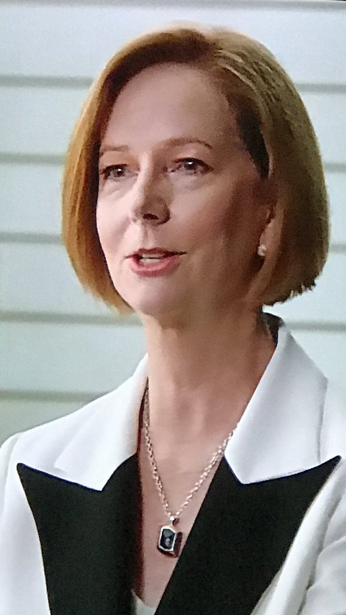 DrMWalsh1's tweet image. AKA: The Negotiator. 
#MsRepresented 
🌹🌹🌹🌹🌹🌹@JuliaGillard @JuliaGillardGPE