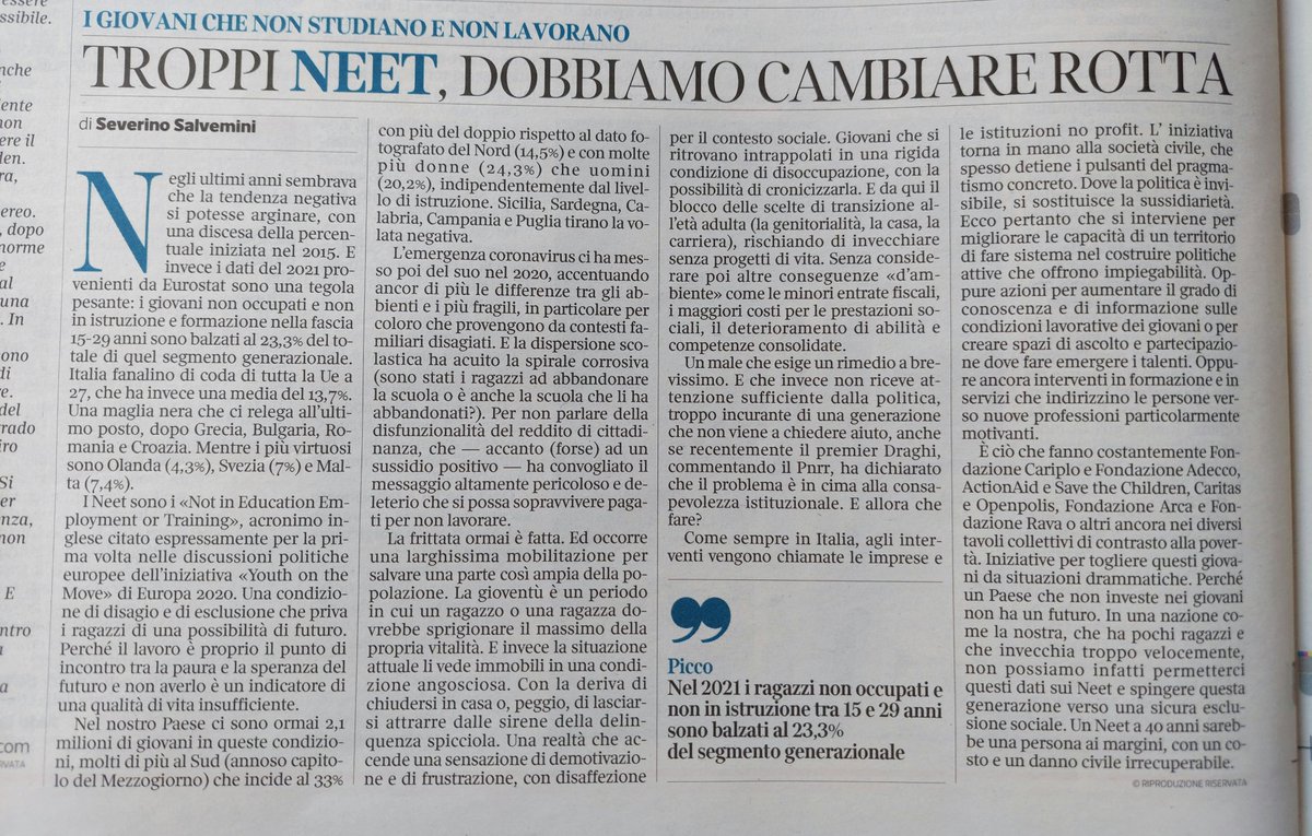 Troppi #Neet, troppi giovani che non lavorano e non studiano.

I #NEET nella fascia 15-29 anni sono balzati al 23,3%, con l'Italia fanalino di coda in tutta la UE a 27 (media 13,7%).

Siamo all'ultimo posto dopo Grecia, Bulgaria, Romania e Croazia. 

Fonte: <a href="/EU_Eurostat/">EU_Eurostat</a> anno 2021