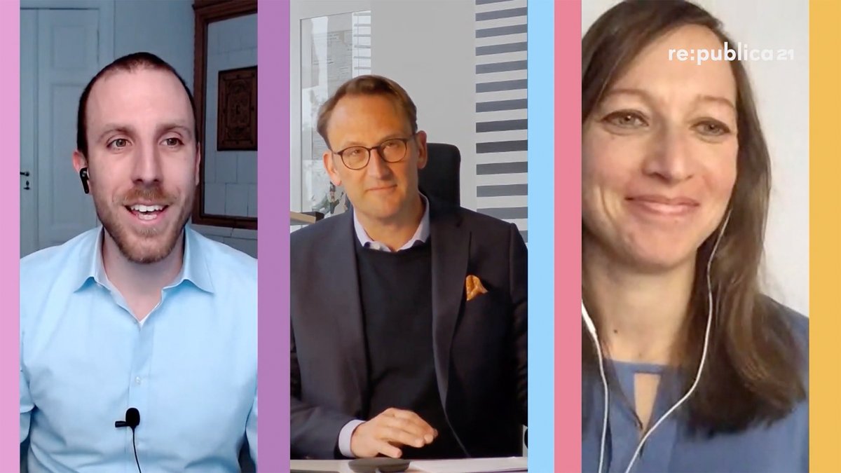 Torben Klausa, Tobias Schmid und Nina Morschhäuser gleichzeitig im Bild (von links nach rechts in Video-Kacheln). Screenshot aus dem Talk „Spreading disinformation and hate“.