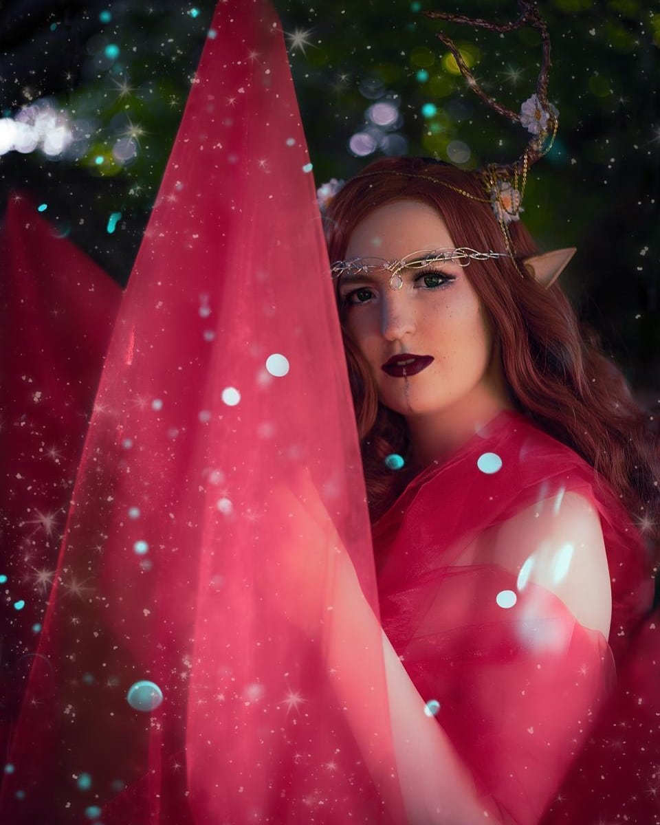 devileah's tweet image. Hi! I'm Devileah 🔥
I am a cosplayer, a streamer and generally a giant nerd. Hang around for me simping over my friends, raving over my latest obsession and pics of my dogs ✨🐶

💕I'm glad to have you here💕