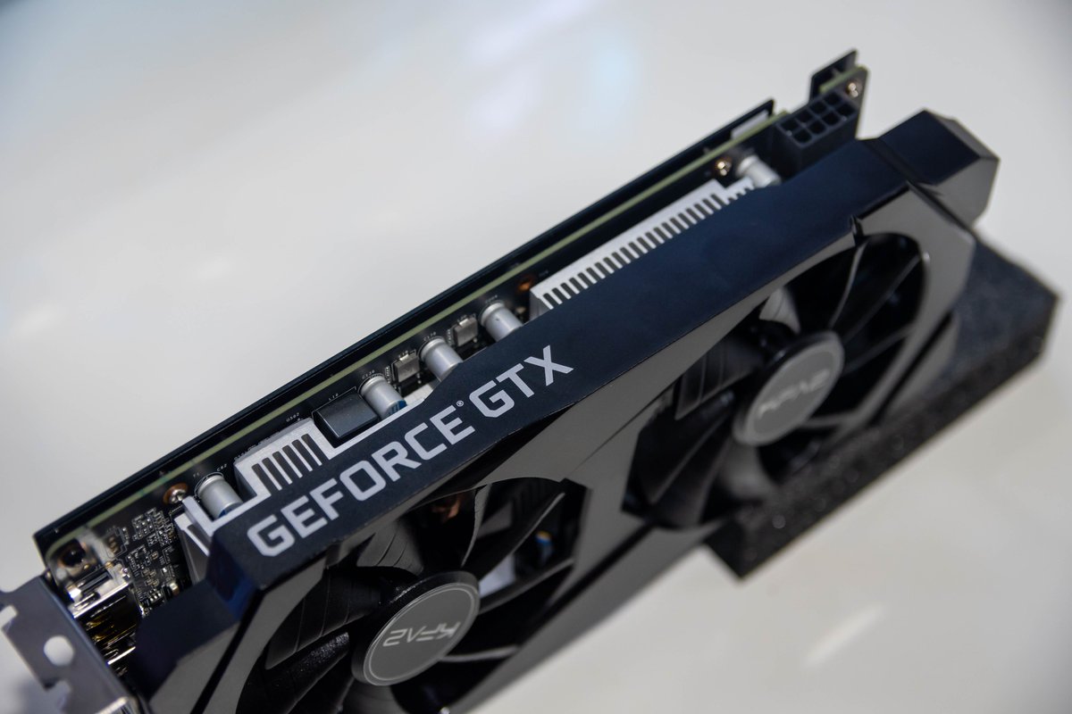Krelian_0227's tweet photo. Galax/KFA2 GTX 1660 Super 😎
#Robostagram https://t.co/JGijeqFwNk