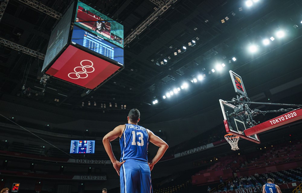 loupaya's tweet photo. Simone Fontecchio's final Olympic stats: 
18,7 pts
57,6% 2pts
45,4% 3pts
81,8% FT
3,0 reb
1,5 ast
16,7 eff

Baskonia fans, do you feel the hype? https://t.co/Wuh3f5F19X