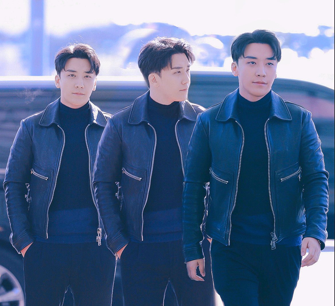 SR_aesthetic's tweet photo. #SEUNGRI THAT DAY ✨ https://t.co/rnL3wsiUZs