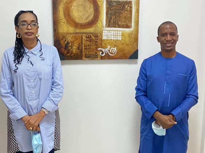 BALDEAssiatou6's tweet photo. Conakry, le 3 Août - j'ai  accordé une audience au tout nouveau Représentant pays de Search For Common Ground, Monsieur Mamadou Barry venu pour une première prise de contact avec Moi étant Ministre en charge du Département de la jeunesse. https://t.co/ttH1W7ZFBo