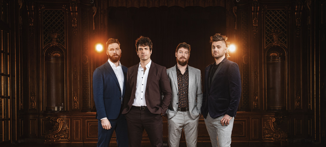 BURN THE BALLROOM DROPS SUPERB ‘DARK STARS &amp; VELVET SKIES’
Rock outfit Burn The Ballroom recently released their EP, Dark Stars &amp; Velvet Skies, which will be followed by the band touring Central Asia during the fall/spring of 2021-2022.  #BurnTheBallroo

rawckus.com/burn-the-ballr…