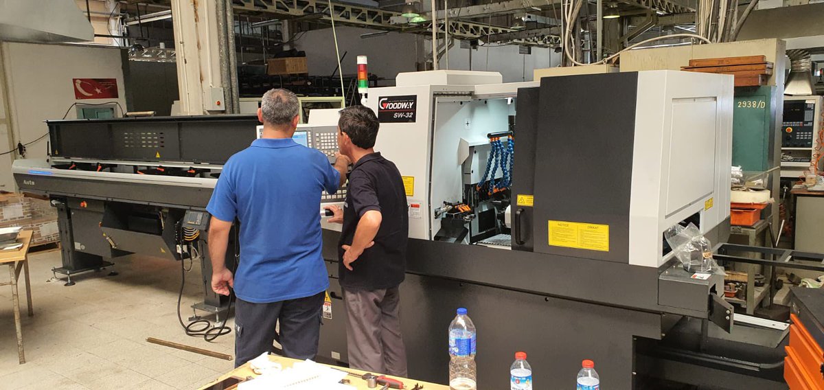 Ders Aletleri Yapım Merkezi’nde;Talaşlı üretim atölyesi, tüm sektörlerde çap5 ve çap 32 ölçülerinde işleyiş yapabilen çok yönlü üretim kapasitesine sahip Kayarotomat Tezgahı kurulmuş ve yetkili tarafından personelimize eğitim verilmiştir.
<a href="/ziyaselcuk/">Ziya Selçuk</a> <a href="/tcmeb/">Millî Eğitim Bakanlığı</a> <a href="/ktnfuat/">Fuat KOTAN</a>